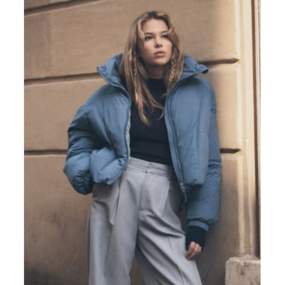 ZARA Jacket Women's  X-Small Blue Puffer Cropped  High Collar Outdoor‎